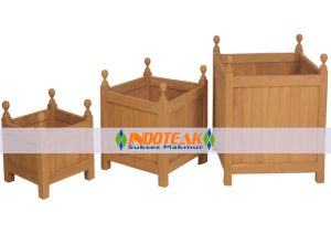 Teak Flower Box