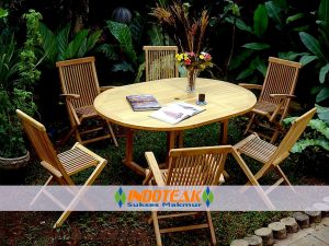 Marina Outdoor FurnitureRound Extend Table And Chairs