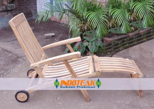 Grundes Chaises